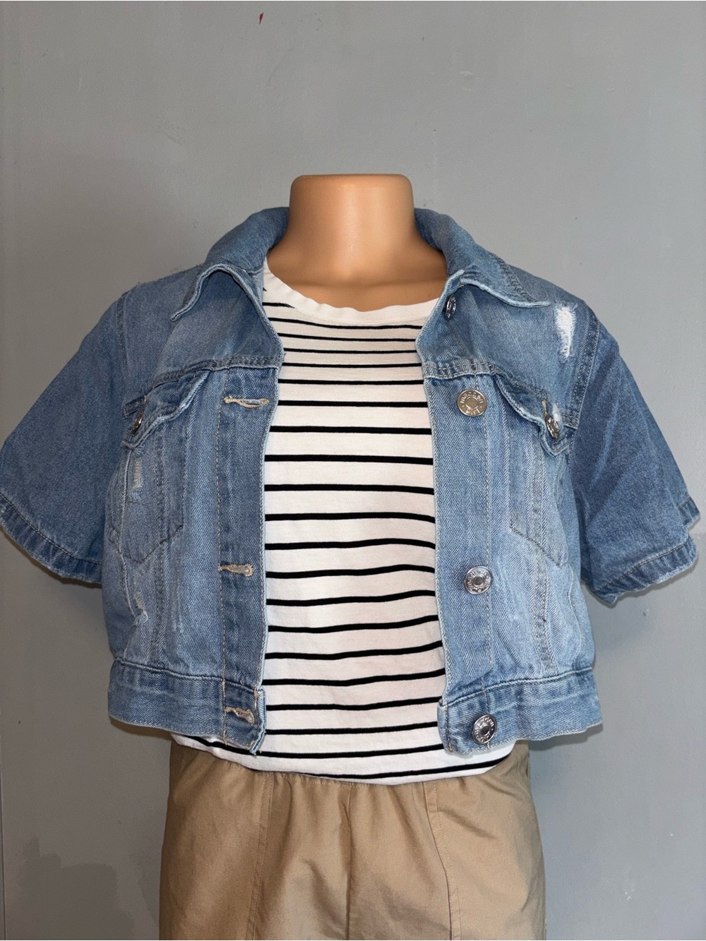 Cropped Light Blue Denim Jacket - Short Sleeve Jean Jacket - Picture 2 of 11
